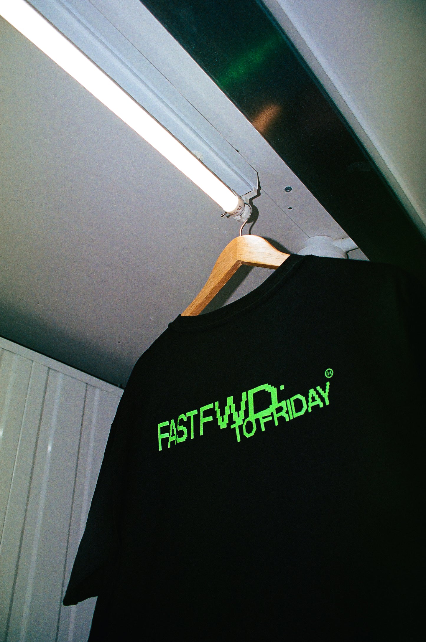 FAST FWD TEE